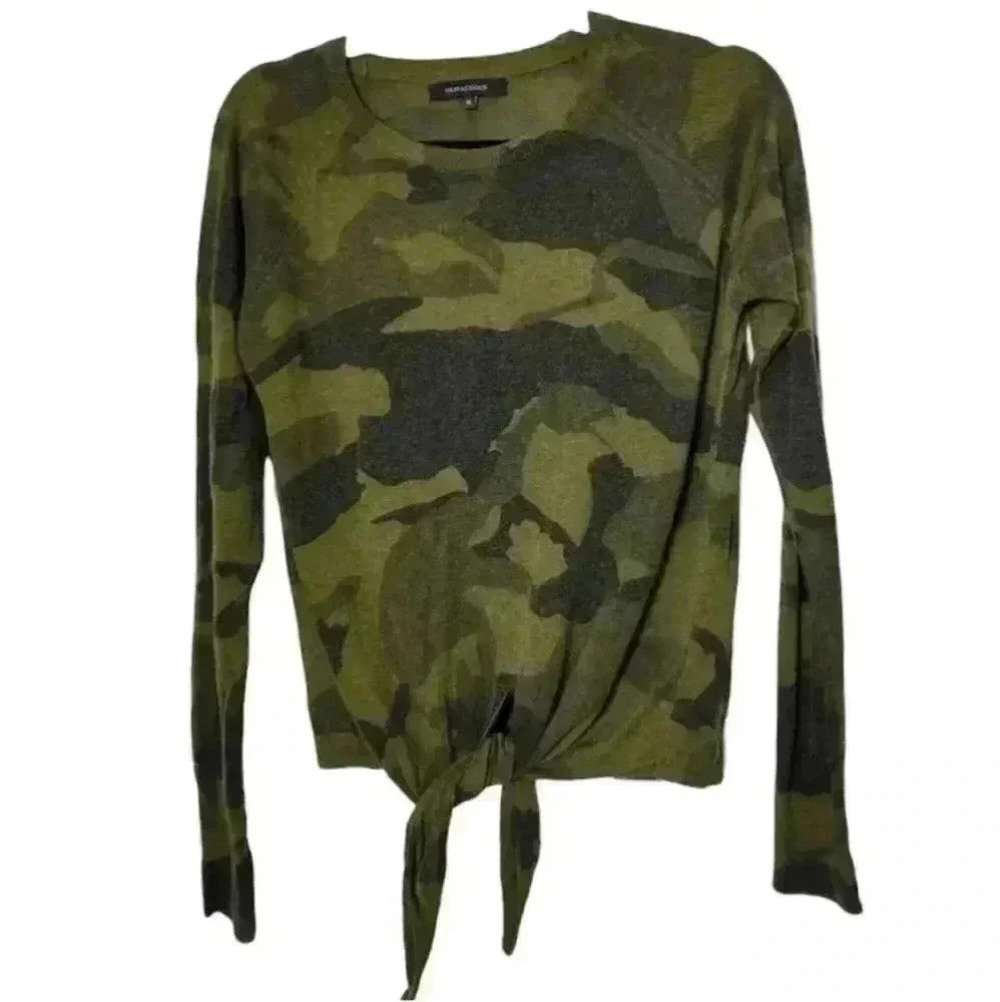 Olivaceous camo sweater